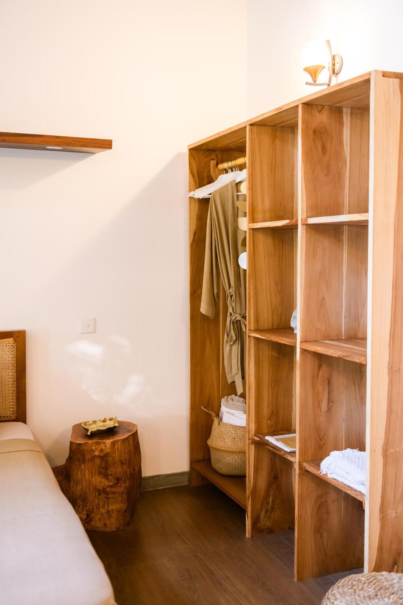 فندق Roots Retreat أونا واتونا المظهر الخارجي الصورة