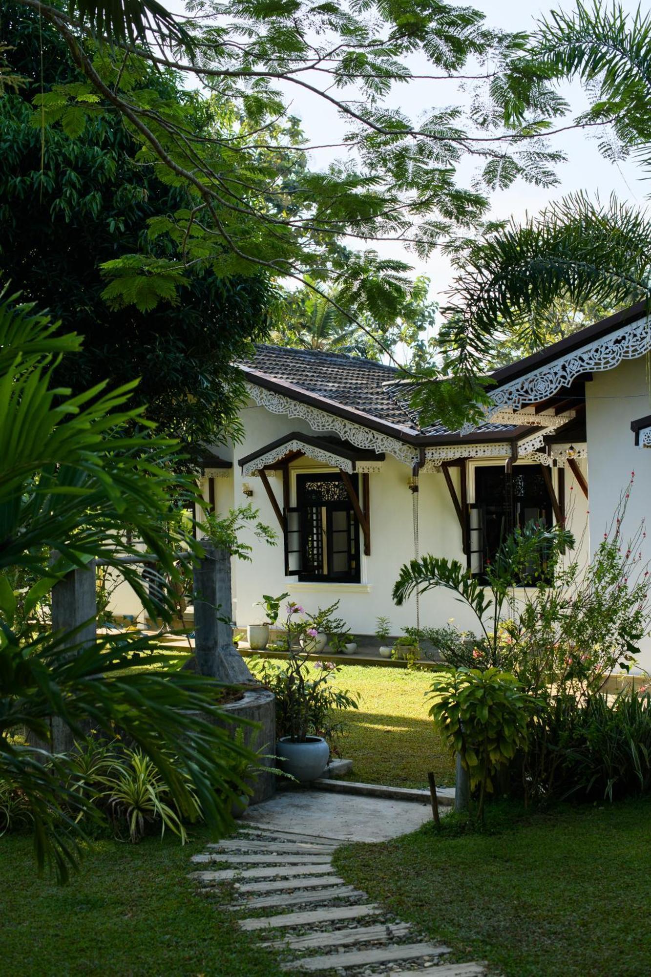 فندق Roots Retreat أونا واتونا المظهر الخارجي الصورة