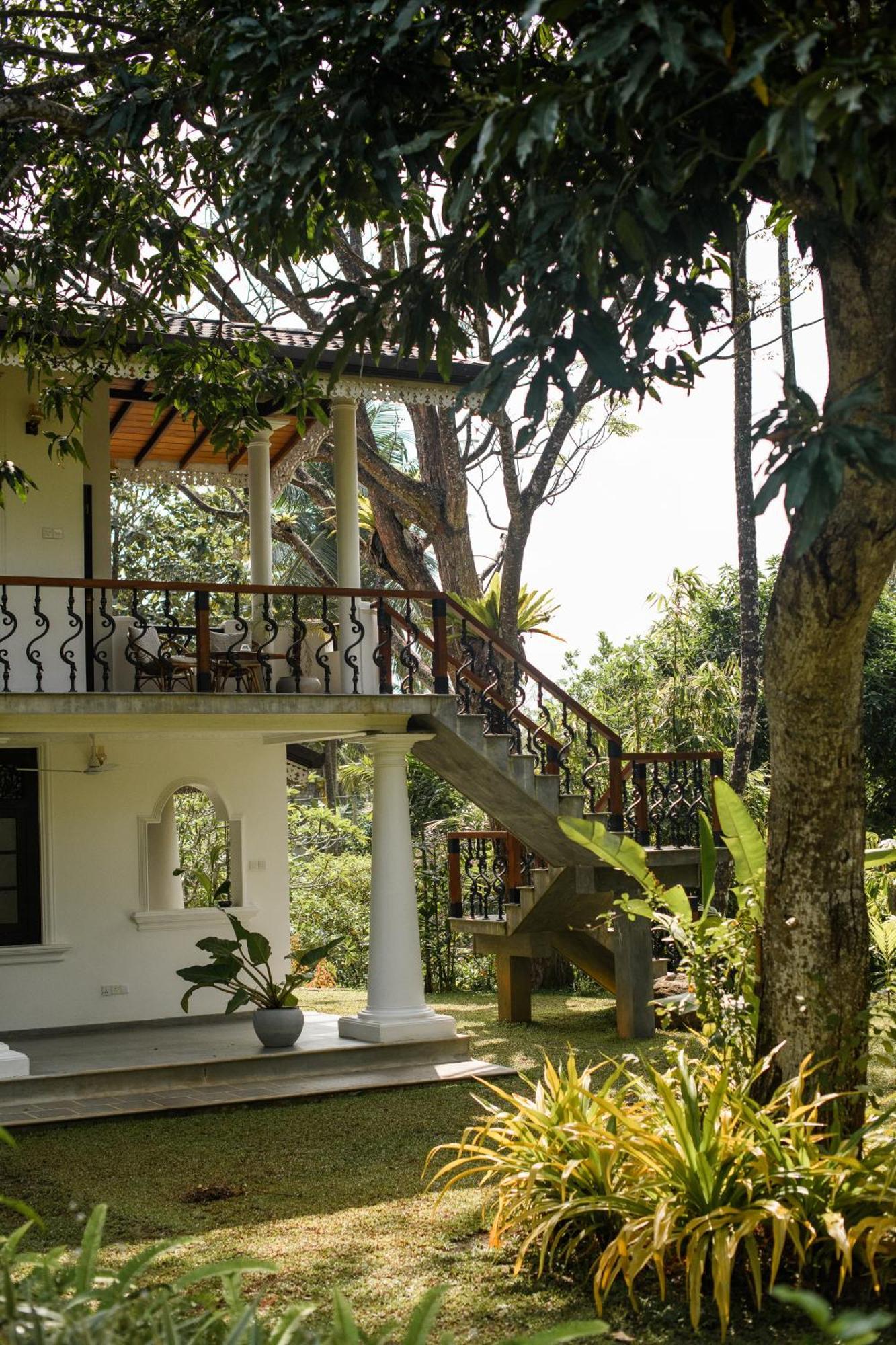 فندق Roots Retreat أونا واتونا المظهر الخارجي الصورة