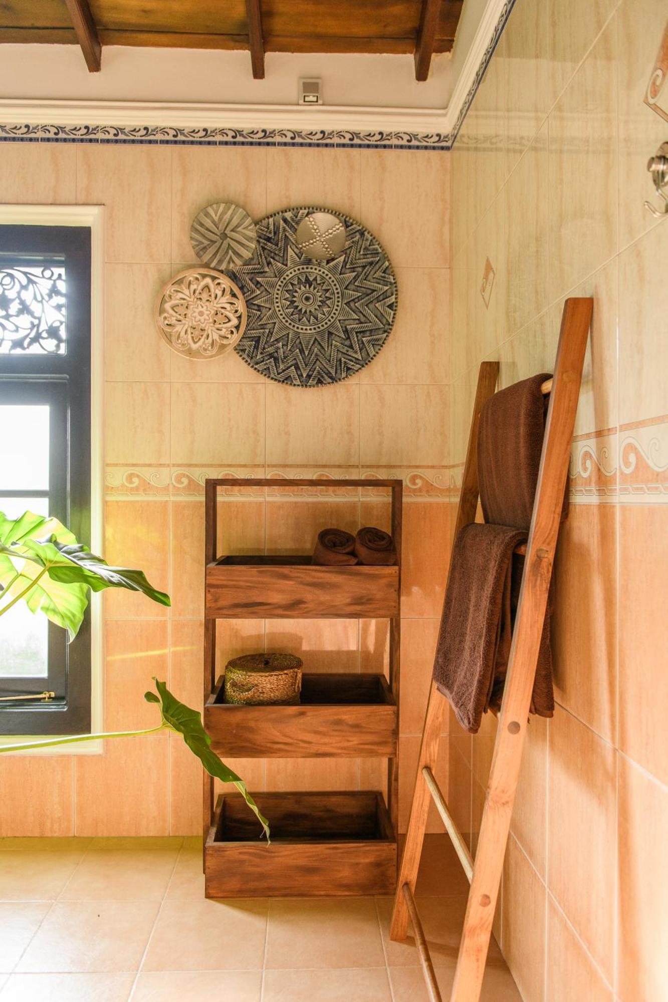 فندق Roots Retreat أونا واتونا المظهر الخارجي الصورة