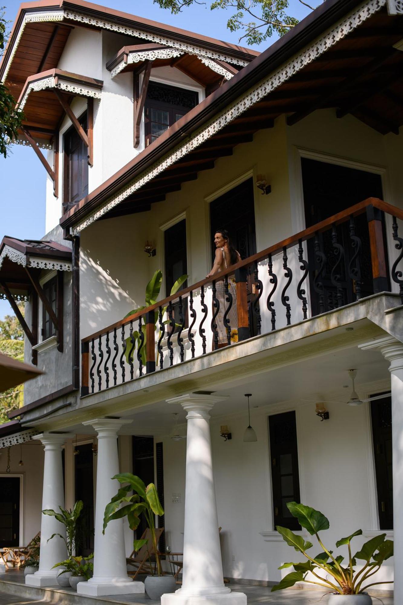 فندق Roots Retreat أونا واتونا المظهر الخارجي الصورة
