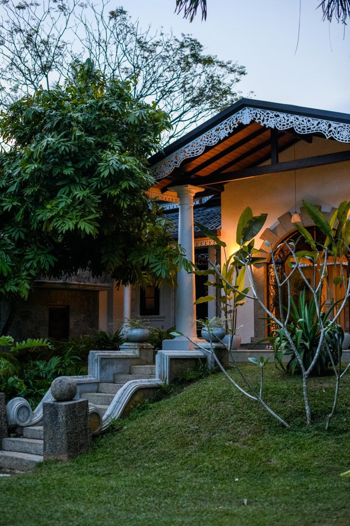 فندق Roots Retreat أونا واتونا المظهر الخارجي الصورة